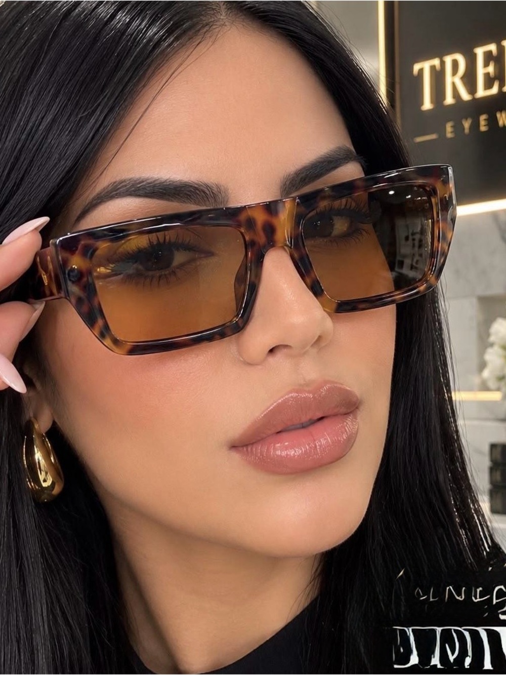 Trendy Jewels Tortoiseshell Rectangular Sunglasses with Brown Lenses
